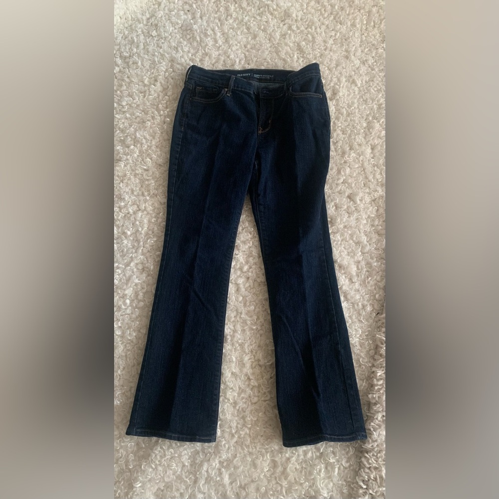 Old Navy Curvy size 10P, mid rise dark wash modern jeans